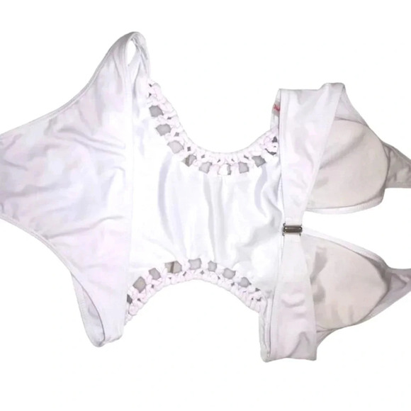 Romwe Women's White One-Piece Swimsuit Crochet Cut-Out Halter Size M - Picture 9 of 9